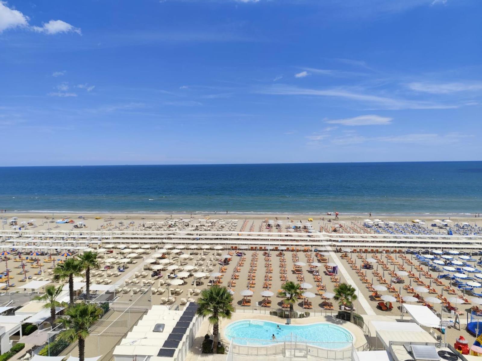 Hotel Sporting ריצ'יונה מראה חיצוני תמונה